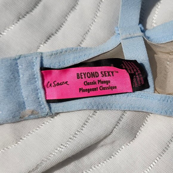 La Senza Beige With Blue Flowers Lace Bra 38D - Picture 3 of 4